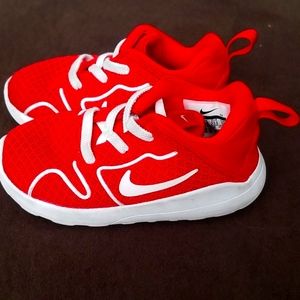 Nike runners red size 7c
